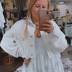 White cropped denim jacket